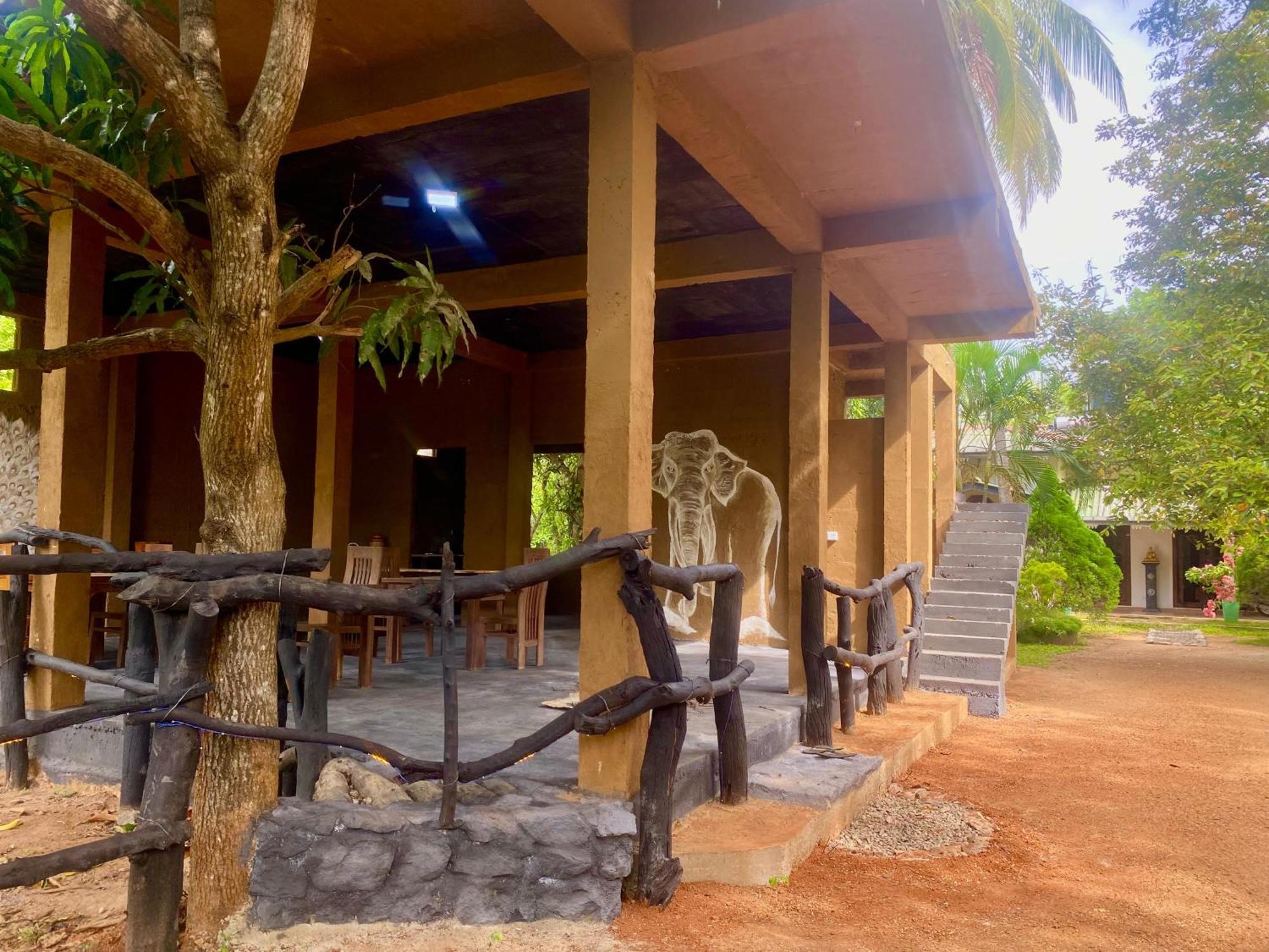 Tamarind Tamarind Resort, Tourist Board Approved ฮาบารานา ภายนอก รูปภาพ